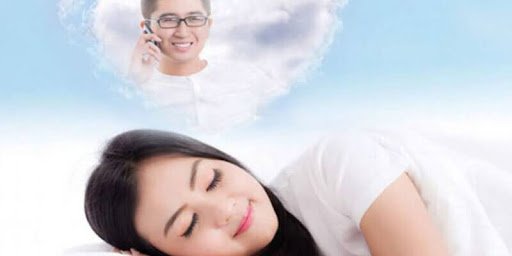 Mộng người yêu cũ hôn mình